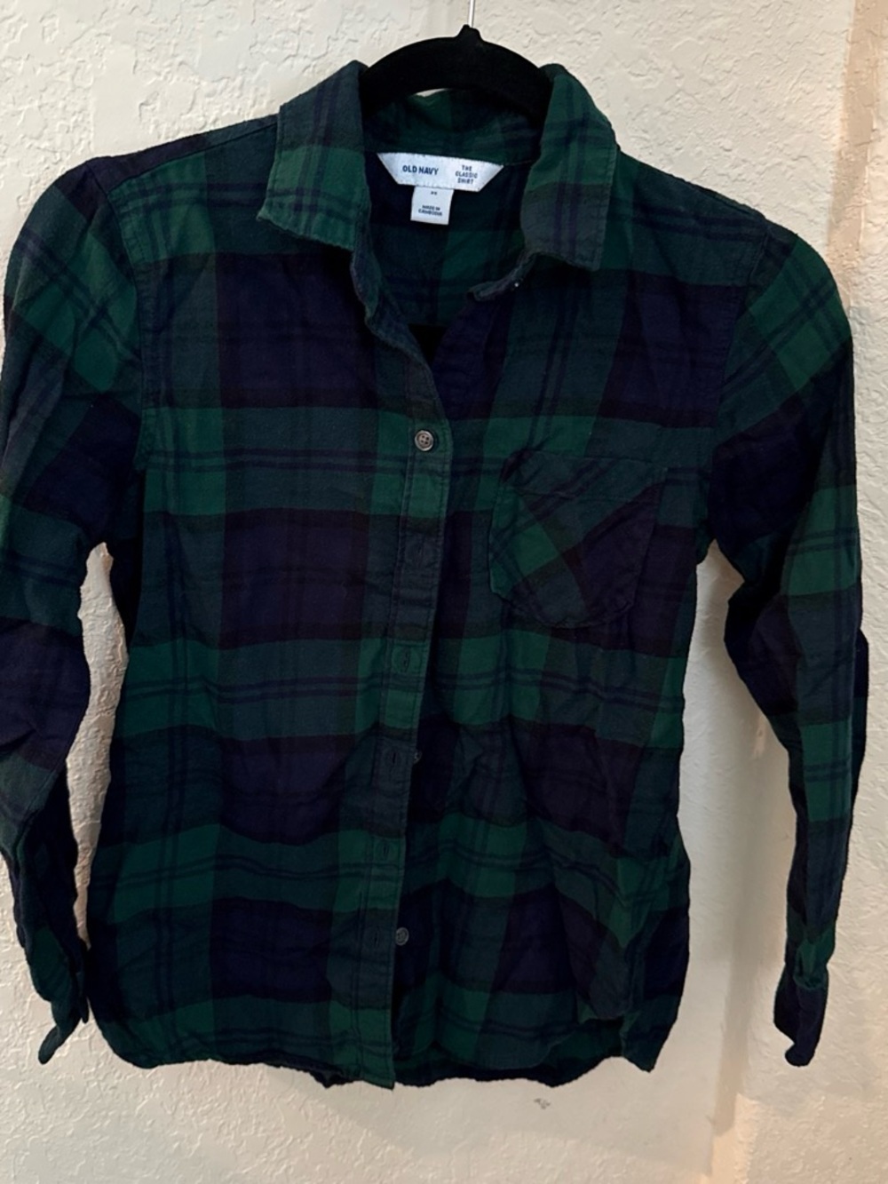 Old Navy womens Green & Navy Plaid Button-Up Shirt